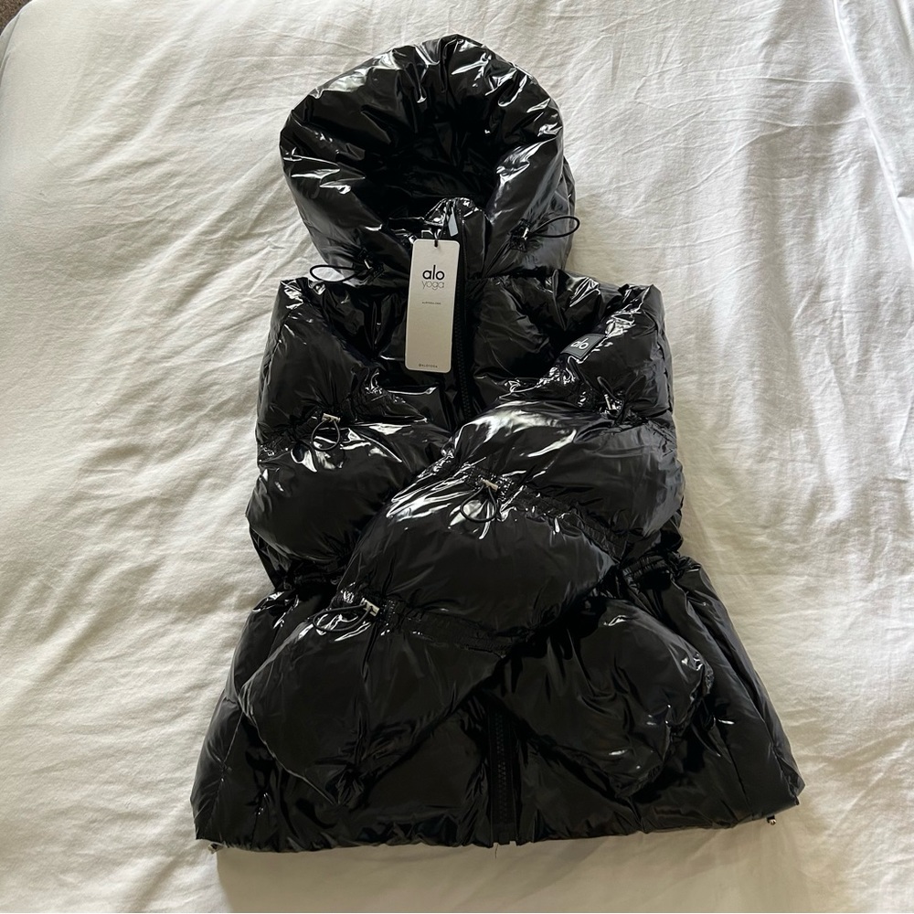 NWT Alo Yoga Stunner Puffer Jacket - Picture 3 of 3